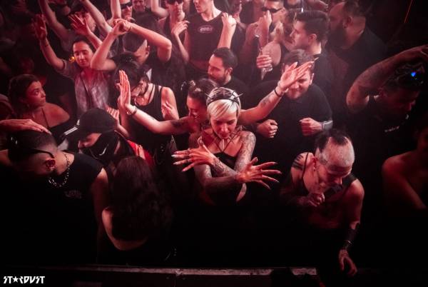 Fiesta Nochevieja Discoteca Stardust Madrid